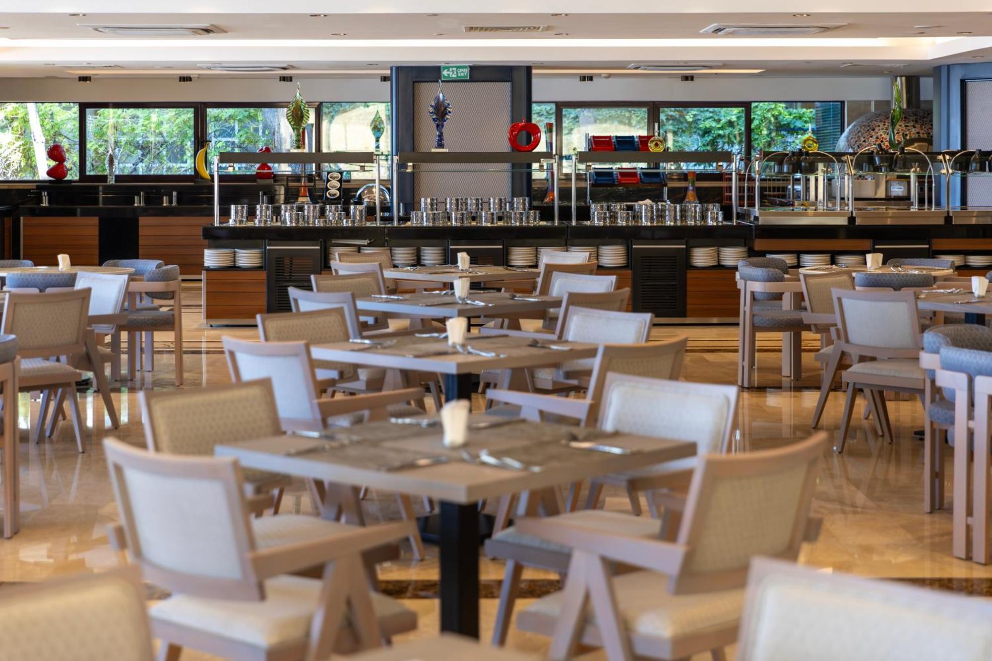 Delta Hotels By Marriott Antalya Lara - Adult Only 외부 사진