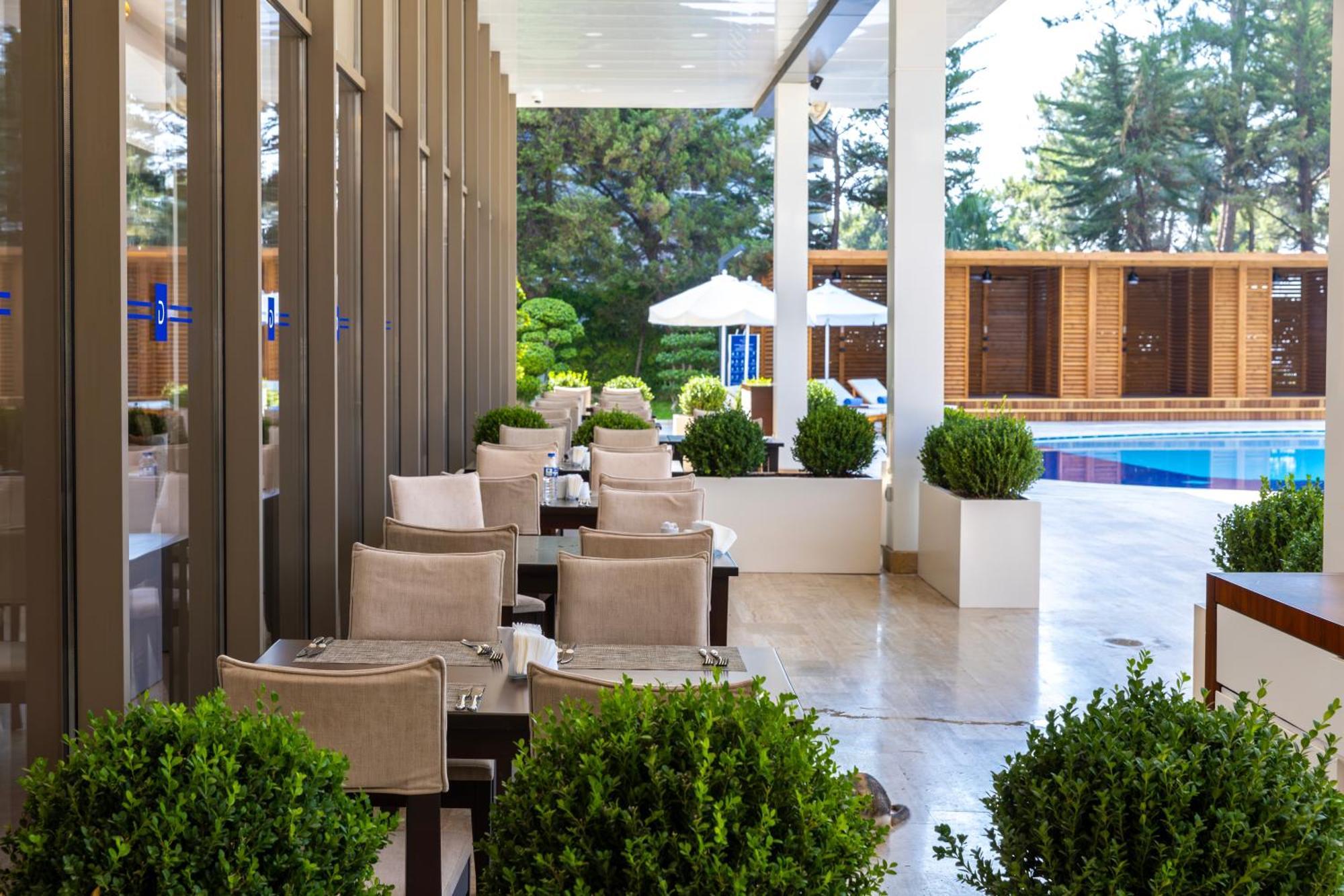 Delta Hotels By Marriott Antalya Lara - Adult Only 외부 사진
