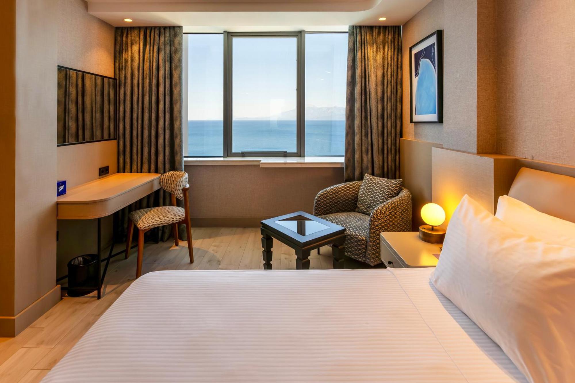 Delta Hotels By Marriott Antalya Lara - Adult Only 외부 사진